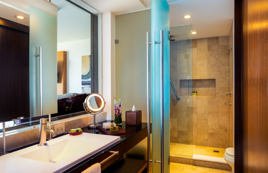 King Caribbean is one of the luxury resort suites of Presidente InterContinental Cancun